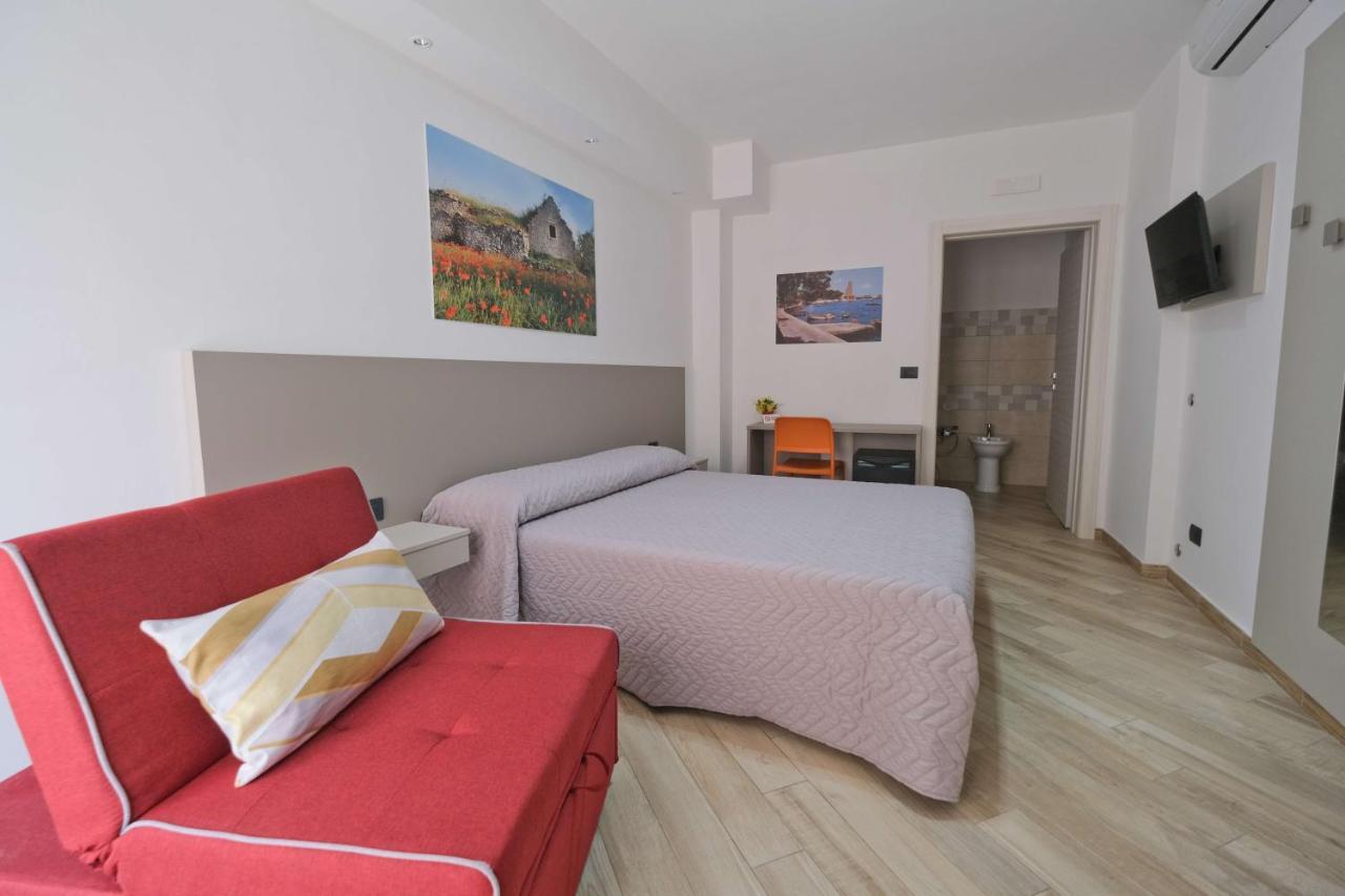 Il Porto Affittacamere B&B Bríndisi Exterior foto