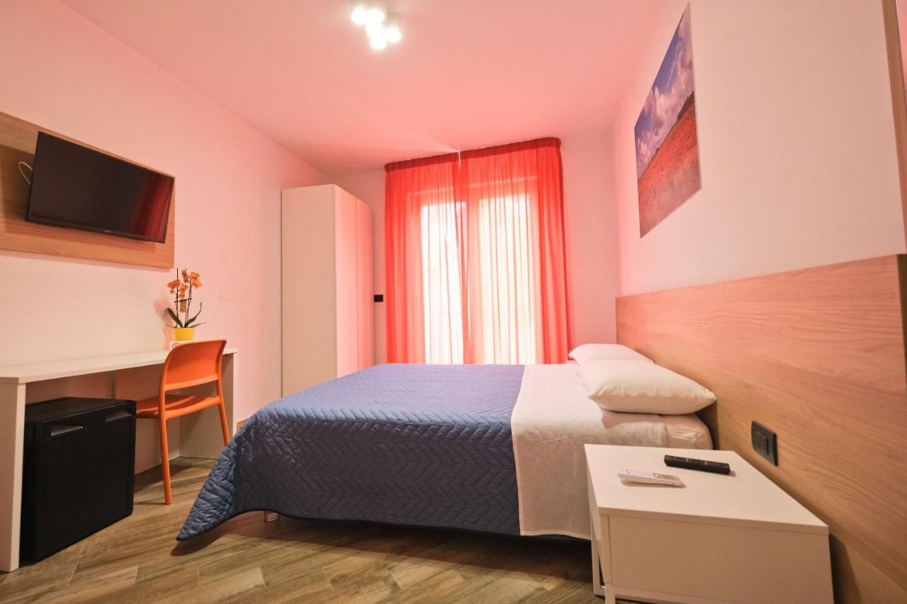 Il Porto Affittacamere B&B Bríndisi Exterior foto
